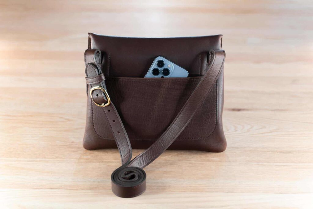 Phone Pocket On Back For Easy Access. Phone Pocket On Back For Easy Access.