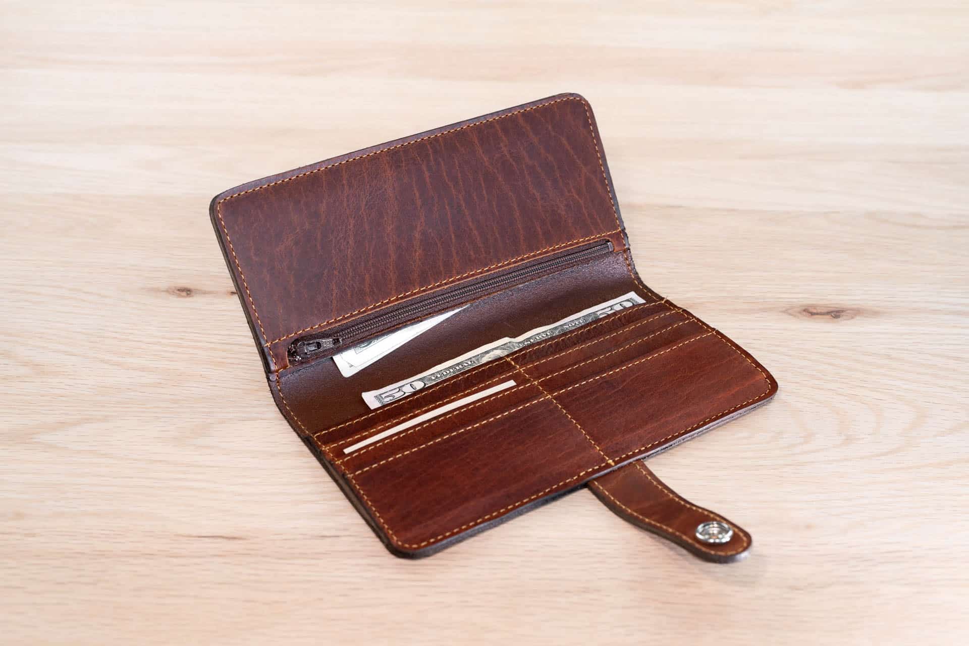 Inside Of The Women'S Slim Wallet Inside Of The Women'S Slim Wallet