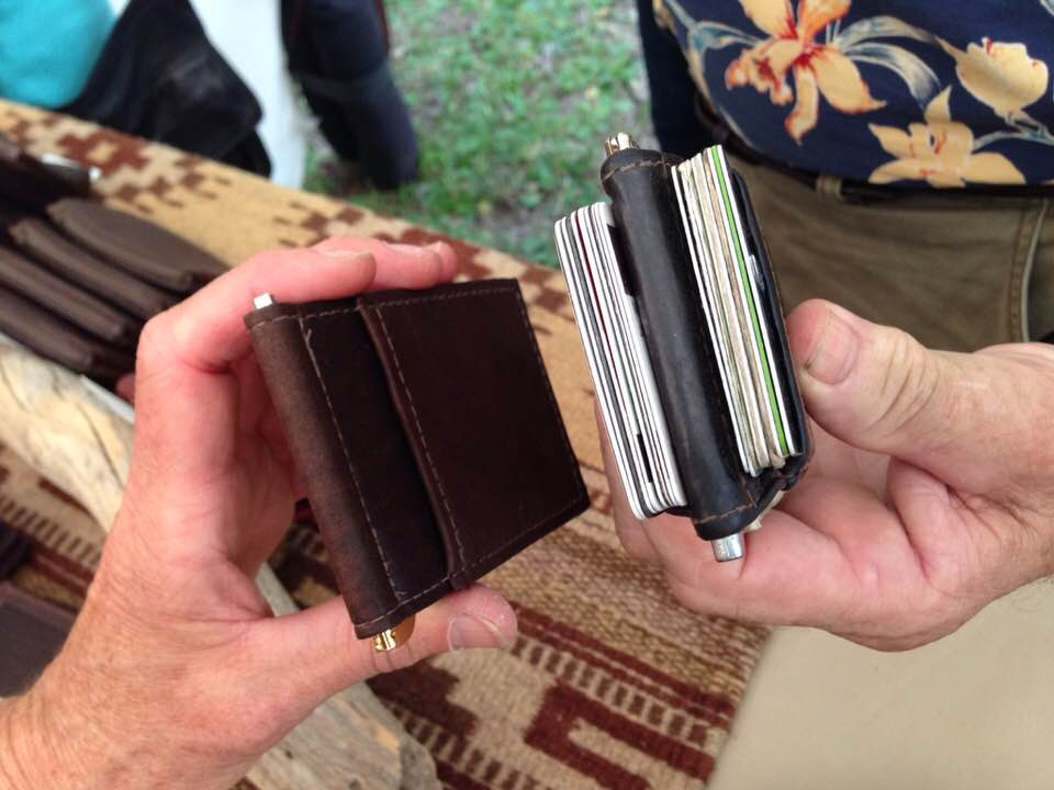 Leather that expands and conforms to fit your carry Expanding pockets on slim money clip wallet